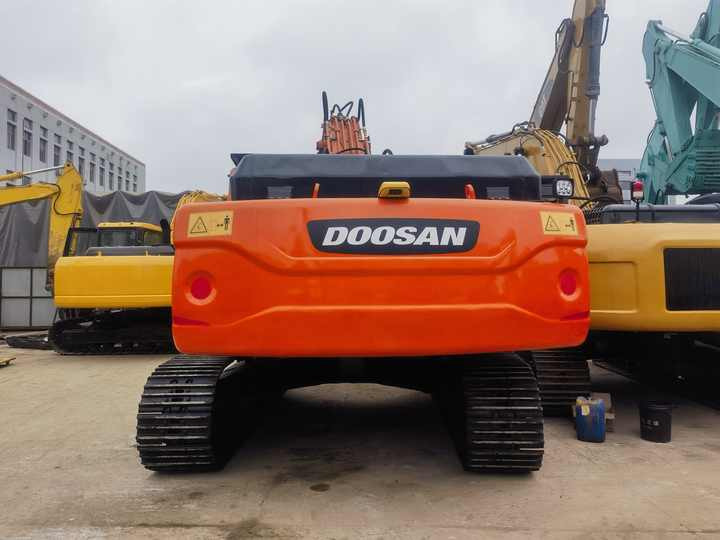 Good Condition Used Excavators Japan Used Excavator DOOSAN DX340LCA Hydraulic Crawler Digger Excavator for Sale - Гусеничный экскаватор: фото 2 Good Condition Used Excavators Japan Used Excavator DOOSAN DX340LCA Hydraulic Crawler Digger Excavator for Sale - Гусеничный экскаватор: фото 2