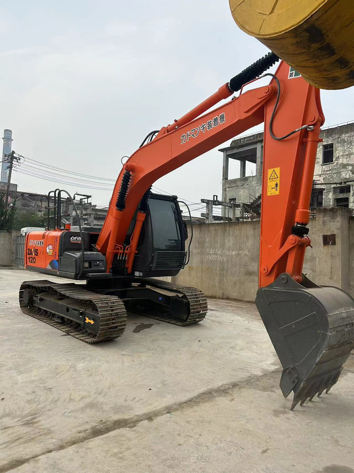 Hitachi ZX120-6 Excavator - Гусеничный экскаватор: фото 1 Hitachi ZX120-6 Excavator - Гусеничный экскаватор: фото 1