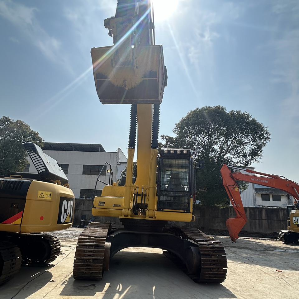 Komatsu PC400 -8 - Гусеничный экскаватор: фото 4 Komatsu PC400 -8 - Гусеничный экскаватор: фото 4
