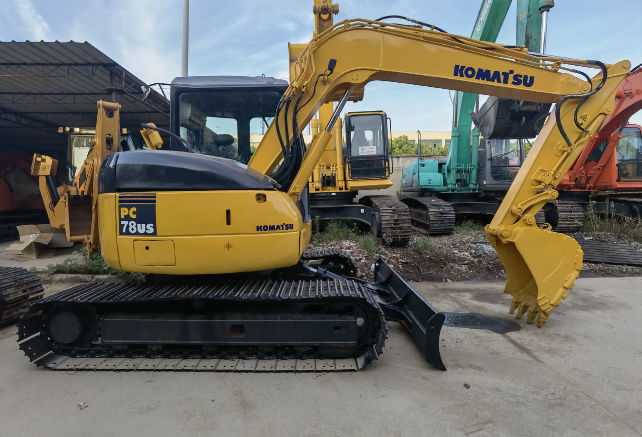 Komatsu pc78 Excavator - Гусеничный экскаватор: фото 3 Komatsu pc78 Excavator - Гусеничный экскаватор: фото 3