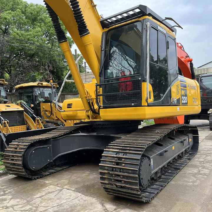 Original Japan cheap used excavator komatsu pc220 pc220-8 22 ton crawler Excavator for Sale - Гусеничный экскаватор: фото 3 Original Japan cheap used excavator komatsu pc220 pc220-8 22 ton crawler Excavator for Sale - Гусеничный экскаватор: фото 3