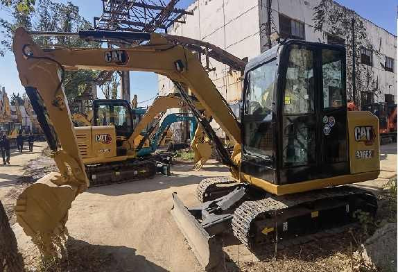 Second Hand Mini Excavator Caterpillar CAT 306e2 Crawler Wheel Excavator 6ton used caterpillar 306e2 crawler excavator in stock - Гусеничный экскаватор: фото 5 Second Hand Mini Excavator Caterpillar CAT 306e2 Crawler Wheel Excavator 6ton used caterpillar 306e2 crawler excavator in stock - Гусеничный экскаватор: фото 5