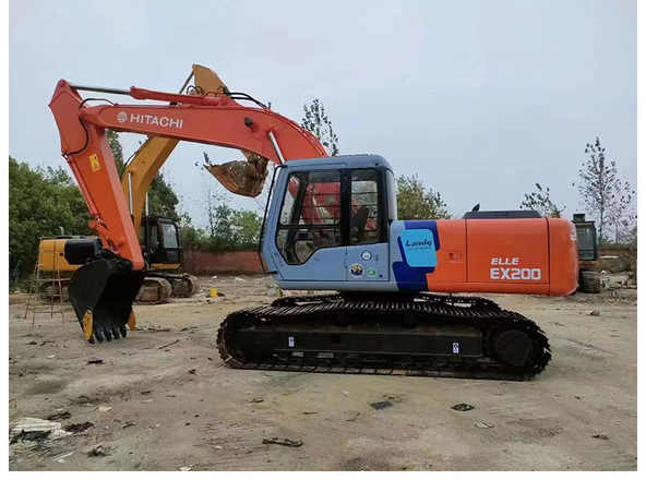 Second hand Hitachi ZX200-3 ZX200-3G ZX200-5G ZX210 ZX240 excavator used hitachi excavator in stock - Экскаватор: фото 1 Second hand Hitachi ZX200-3 ZX200-3G ZX200-5G ZX210 ZX240 excavator used hitachi excavator in stock - Экскаватор: фото 1