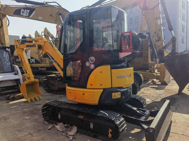 Used Komatsu PC70-8 mini digger original Japan Komatsu PC70 PC78 PC60 PC35mr PC40mr PC55mr small excavator on sale - Гусеничный экскаватор: фото 2 Used Komatsu PC70-8 mini digger original Japan Komatsu PC70 PC78 PC60 PC35mr PC40mr PC55mr small excavator on sale - Гусеничный экскаватор: фото 2