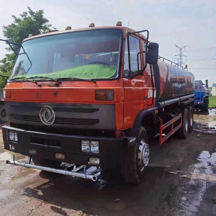 Used 20m3 water spray bowser tanker sprinkler tank truck for sale - Грузовик-цистерна: фото 1 Used 20m3 water spray bowser tanker sprinkler tank truck for sale - Грузовик-цистерна: фото 1