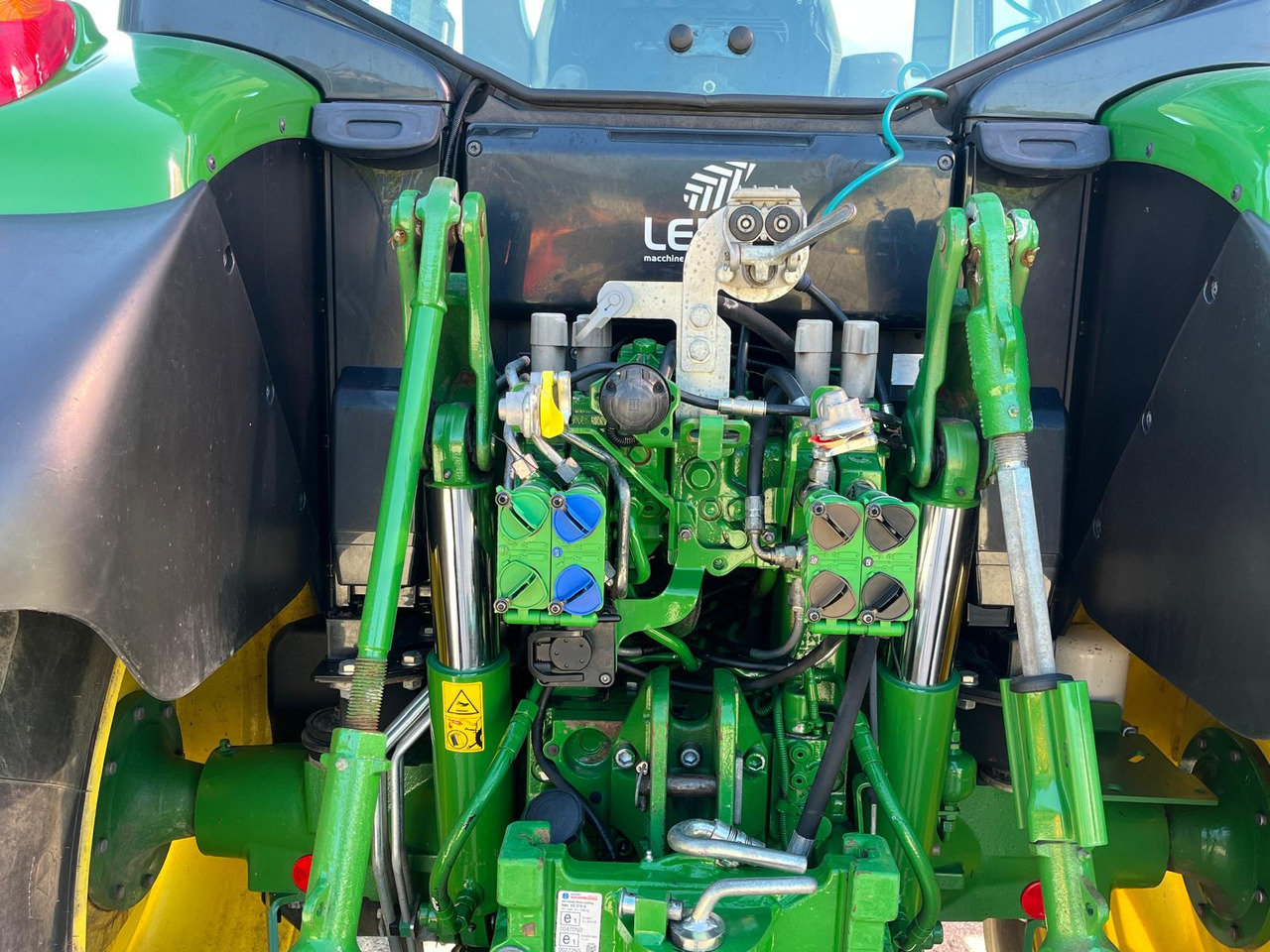 JOHN DEERE 6100M в лизинг JOHN DEERE 6100M: фото 9 JOHN DEERE 6100M в лизинг JOHN DEERE 6100M: фото 9