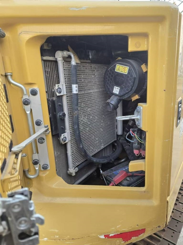 CAT 306  - Мини-экскаватор: фото 3 CAT 306  - Мини-экскаватор: фото 3