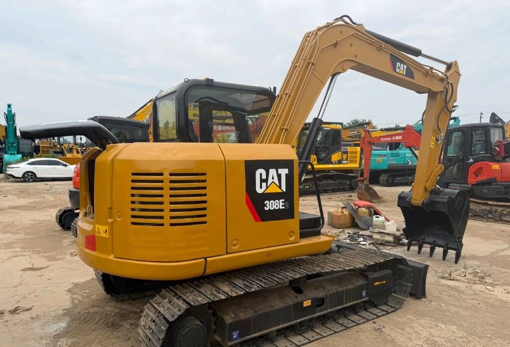 CAT 308 - Мини-экскаватор: фото 1 CAT 308 - Мини-экскаватор: фото 1