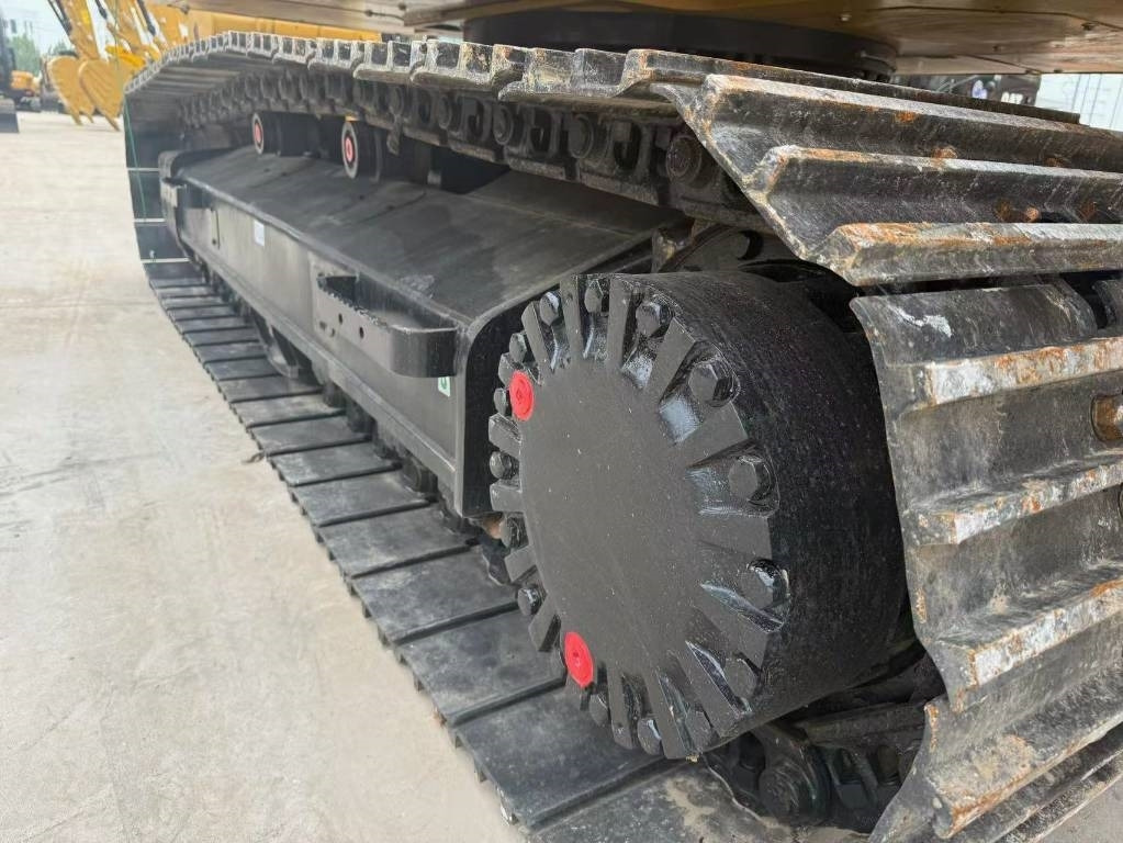 CAT 320 D - Гусеничный экскаватор: фото 2 CAT 320 D - Гусеничный экскаватор: фото 2