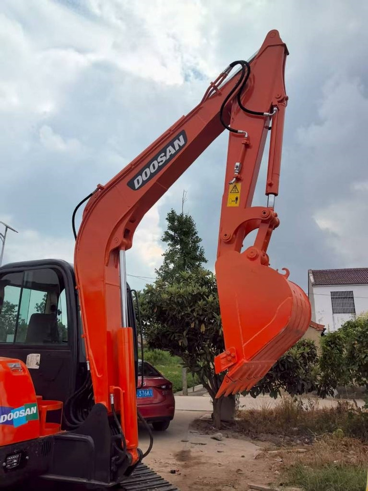Doosan DH 60 - Мини-экскаватор: фото 3 Doosan DH 60 - Мини-экскаватор: фото 3