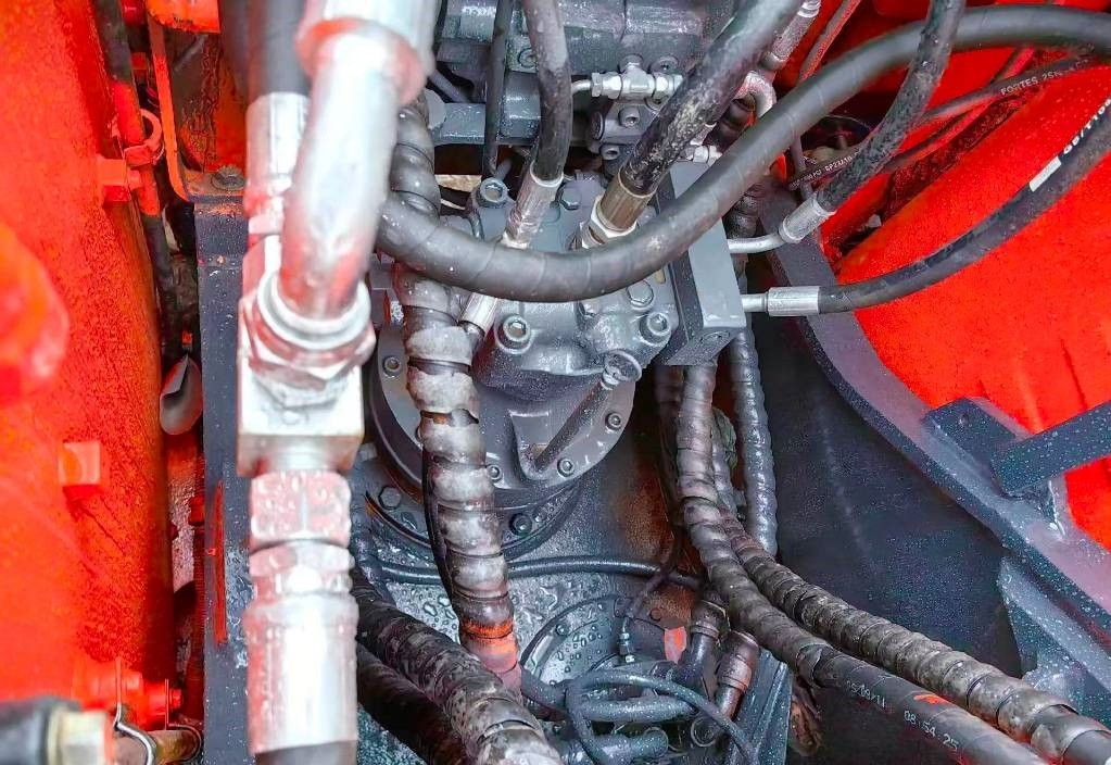 Doosan DX 140  - Гусеничный экскаватор: фото 4 Doosan DX 140  - Гусеничный экскаватор: фото 4