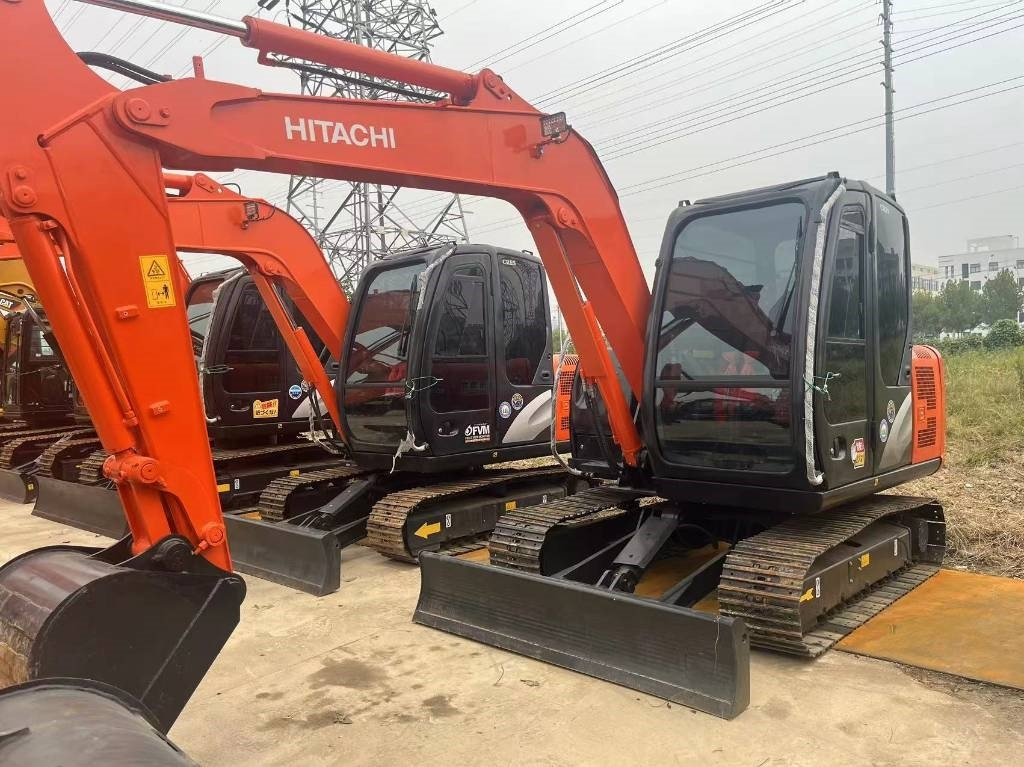 Мини-экскаватор Hitachi ZX 60: фото 11 Мини-экскаватор Hitachi ZX 60: фото 11