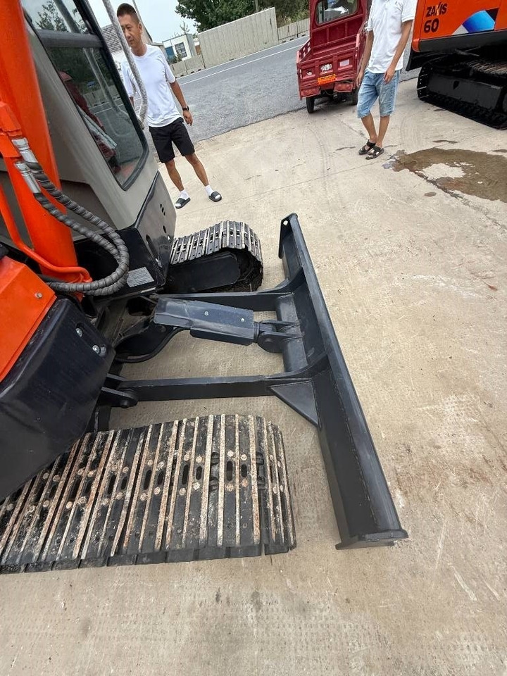 Hitachi Zaxis 55 U - Гусеничный экскаватор: фото 3 Hitachi Zaxis 55 U - Гусеничный экскаватор: фото 3