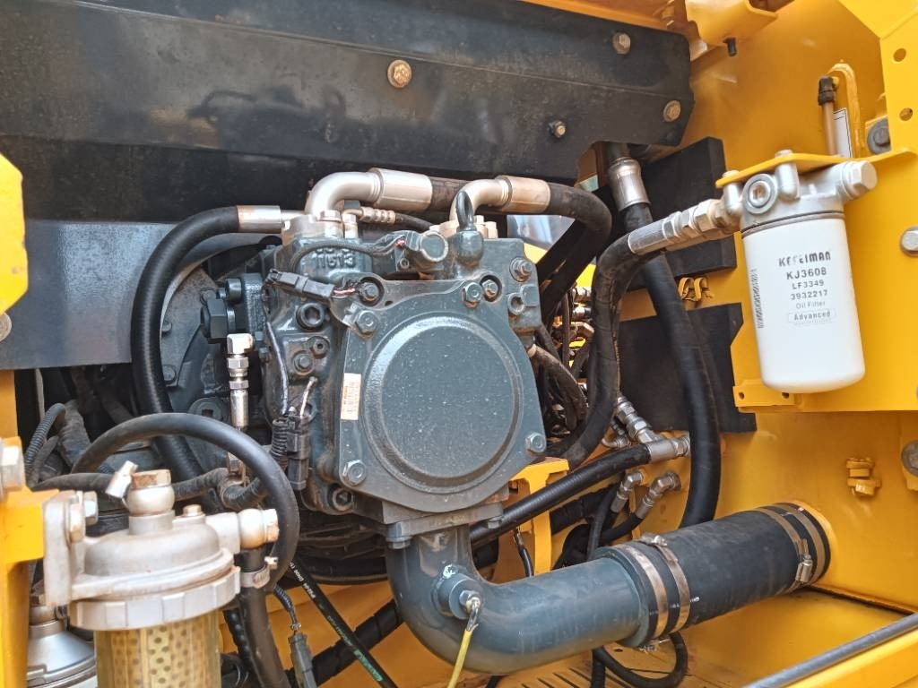 Komatsu PC 160 - Гусеничный экскаватор: фото 5 Komatsu PC 160 - Гусеничный экскаватор: фото 5