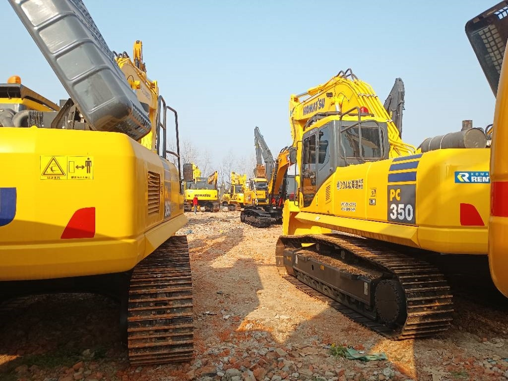 Komatsu PC 350  - Гусеничный экскаватор: фото 4 Komatsu PC 350  - Гусеничный экскаватор: фото 4