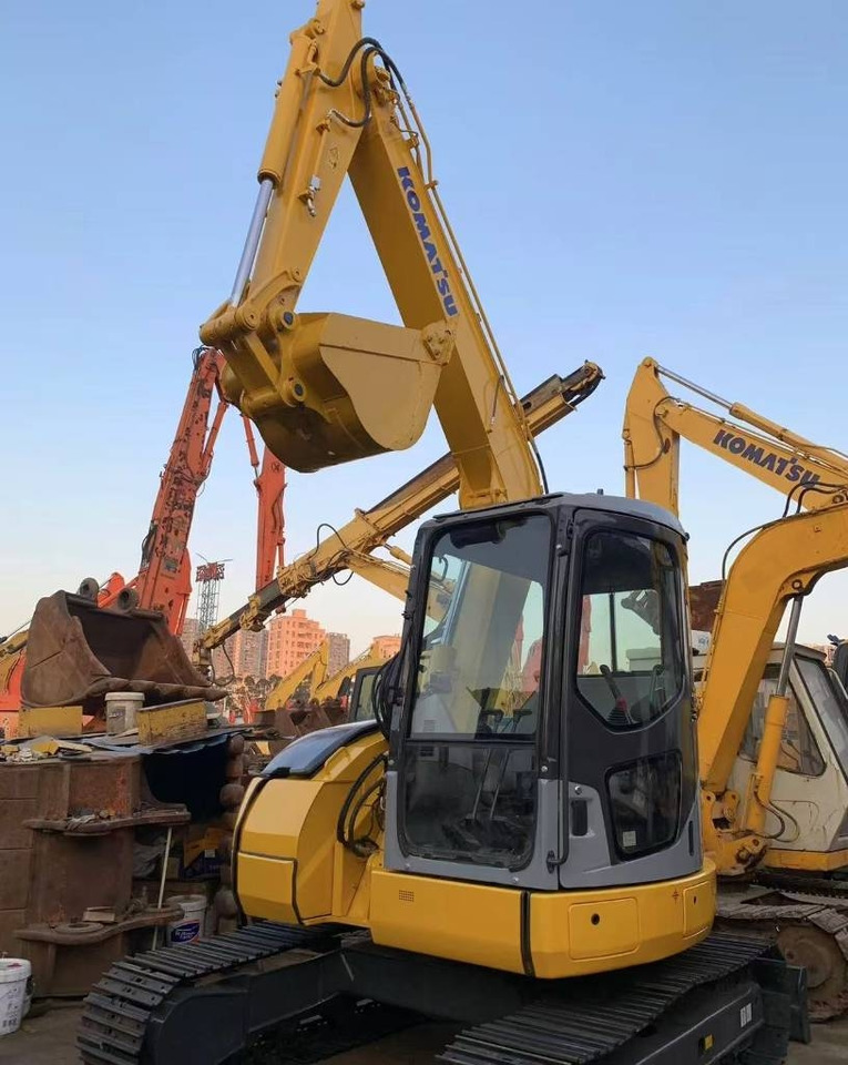 Komatsu PC 78 - Мини-экскаватор: фото 1 Komatsu PC 78 - Мини-экскаватор: фото 1