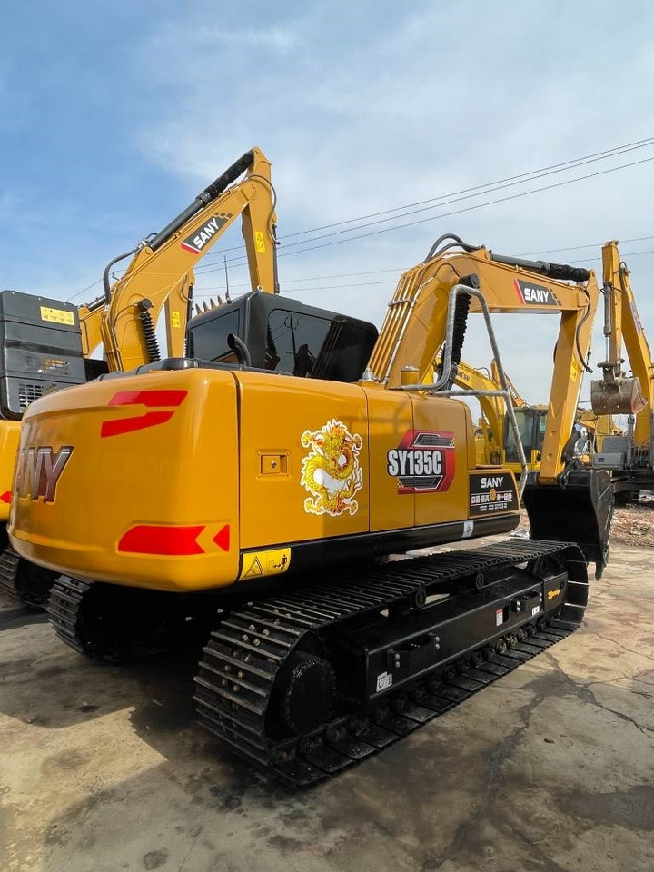 Гусеничный экскаватор Sany SY 135: фото 7 Гусеничный экскаватор Sany SY 135: фото 7