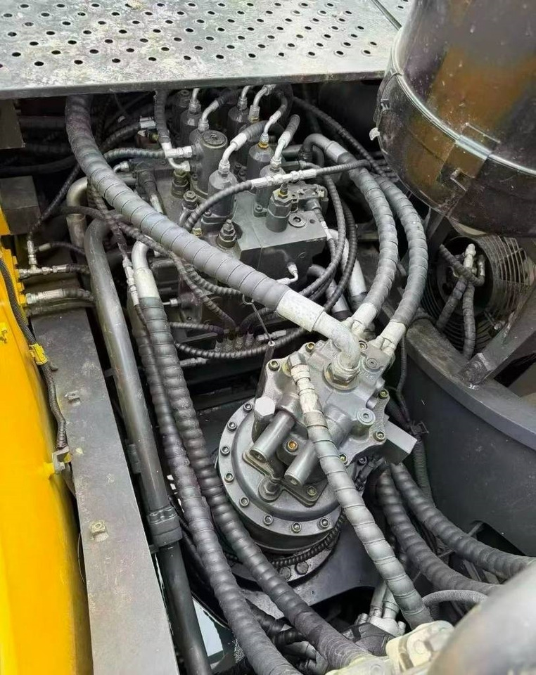 Volvo EC 380 - Гусеничный экскаватор: фото 2 Volvo EC 380 - Гусеничный экскаватор: фото 2