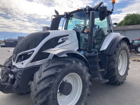 Valtra T214 DIRECT - Трактор: фото 1 Valtra T214 DIRECT - Трактор: фото 1