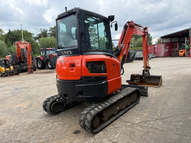 Kubota U 36-4 - Мини-экскаватор: фото 4 Kubota U 36-4 - Мини-экскаватор: фото 4