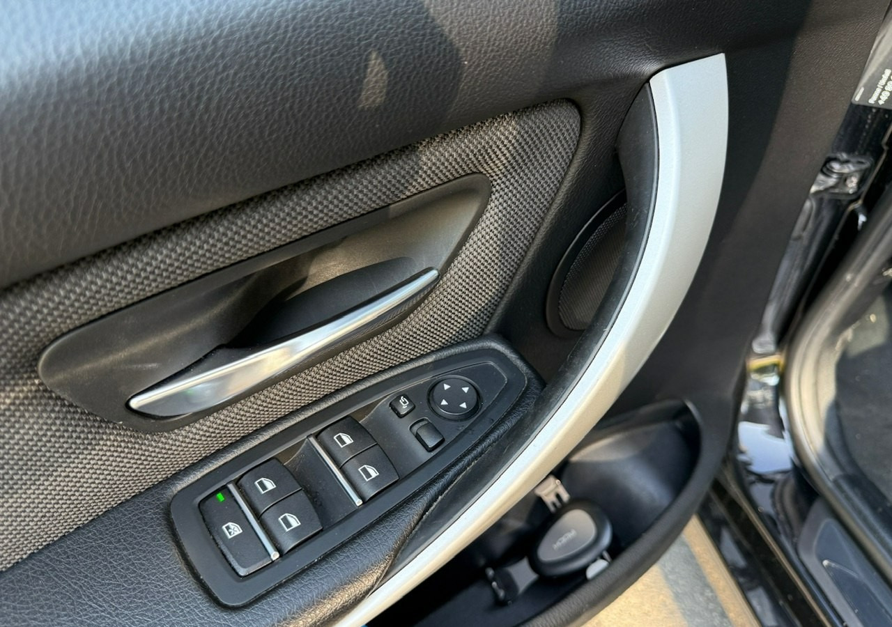 Универсал BMW SERIA 3 V (F30/F31/F34) BMW SERIA 3 318d 150KM Automat SportLine*AdaptiveLed*Navi*Półskóra*SerwisBMW* FV: фото 10