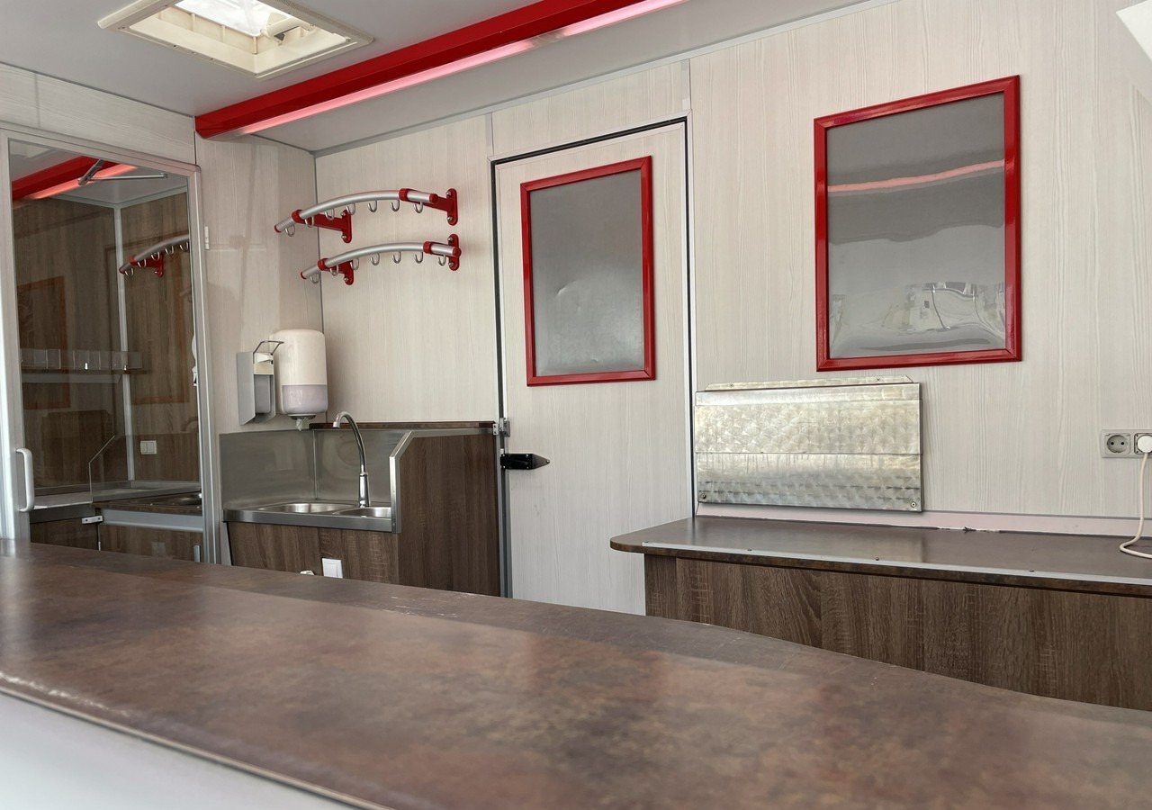 Fiat Ducato Autosklep Gastronomiczny Food Truck Foodtruck sklep W-zasil 2015 - Торговый грузовик: фото 2 Fiat Ducato Autosklep Gastronomiczny Food Truck Foodtruck sklep W-zasil 2015 - Торговый грузовик: фото 2