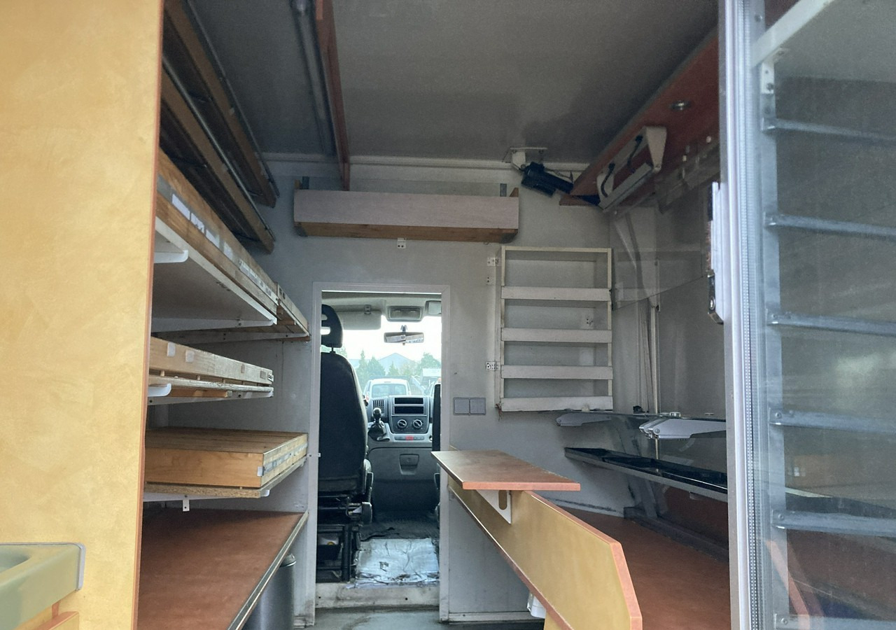 Fiat Ducato Autosklep pieczywa sklep Bar Gastronomiczny Food Truck Foodtruck 200 - Торговый грузовик: фото 2 Fiat Ducato Autosklep pieczywa sklep Bar Gastronomiczny Food Truck Foodtruck 200 - Торговый грузовик: фото 2