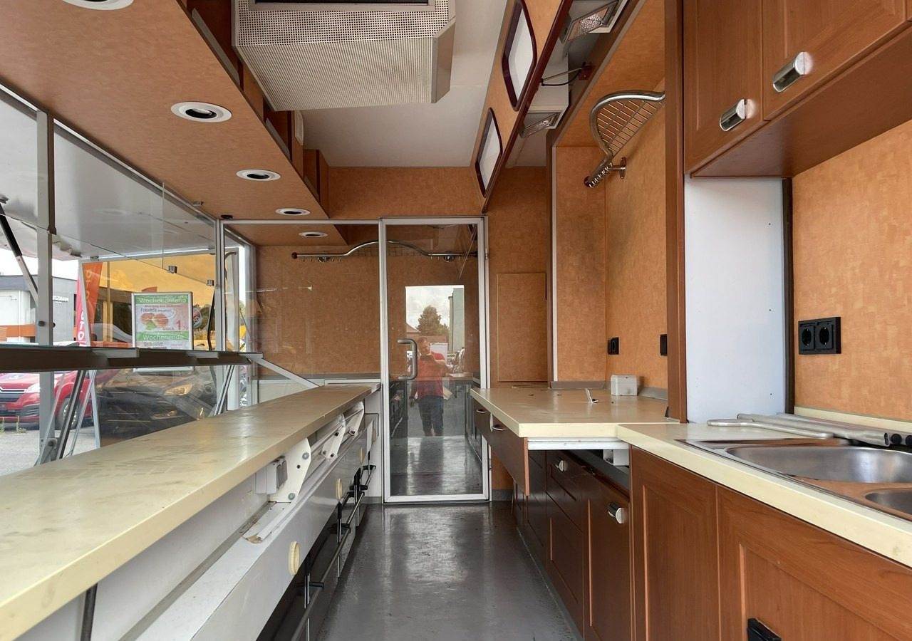 Fiat Ducato Autosklep wędlin Gastronomiczny Food Truck Foodtruck 55122km Borco20 - Торговый грузовик: фото 2 Fiat Ducato Autosklep wędlin Gastronomiczny Food Truck Foodtruck 55122km Borco20 - Торговый грузовик: фото 2