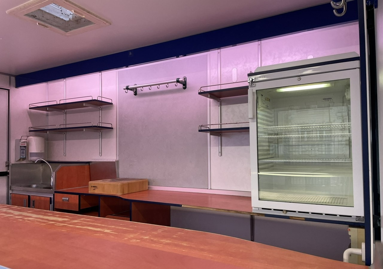 Fiat Ducato Autosklep wędlin Gastronomiczny Food Truck Foodtruck Sklep Borco 350 - Торговый грузовик: фото 4 Fiat Ducato Autosklep wędlin Gastronomiczny Food Truck Foodtruck Sklep Borco 350 - Торговый грузовик: фото 4