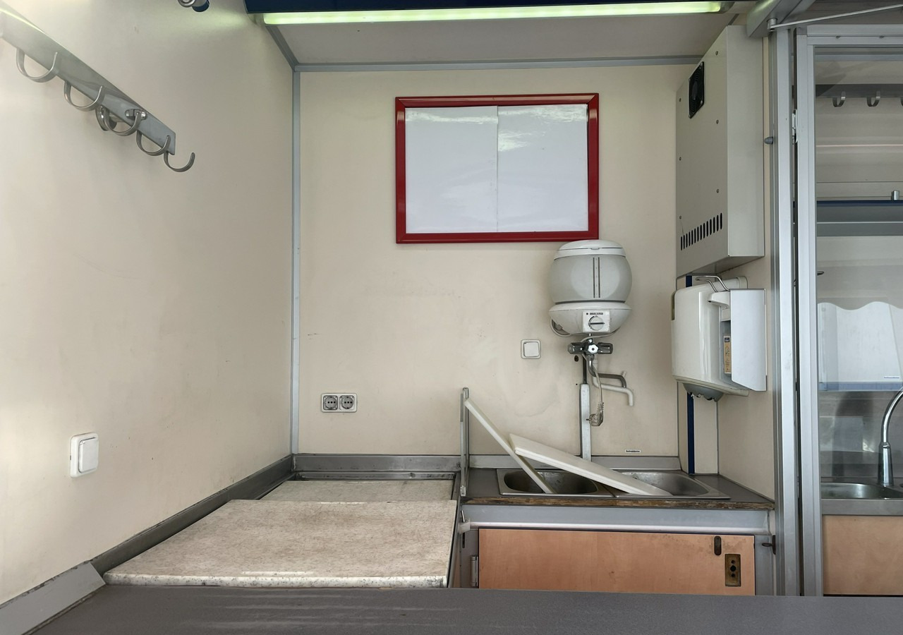 Fiat Ducato Autosklep wędlin Gastronomiczny food truck foodtruck sklep 2006 - Торговый грузовик: фото 3 Fiat Ducato Autosklep wędlin Gastronomiczny food truck foodtruck sklep 2006 - Торговый грузовик: фото 3