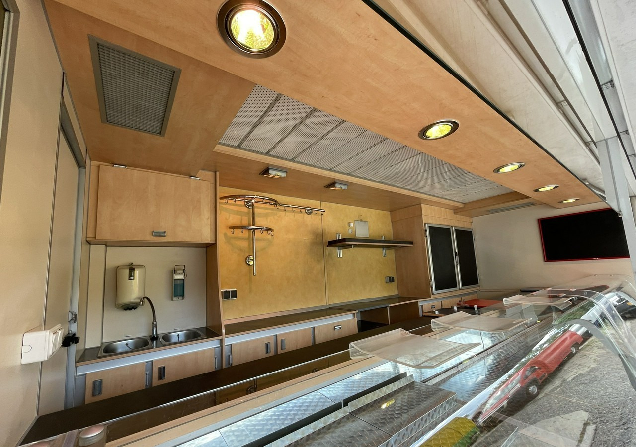 Fiat Ducato Ducat Autosklep wędlin Gastronomiczny Food Truck Foodtruck SklepBORC - Торговый грузовик: фото 5 Fiat Ducato Ducat Autosklep wędlin Gastronomiczny Food Truck Foodtruck SklepBORC - Торговый грузовик: фото 5