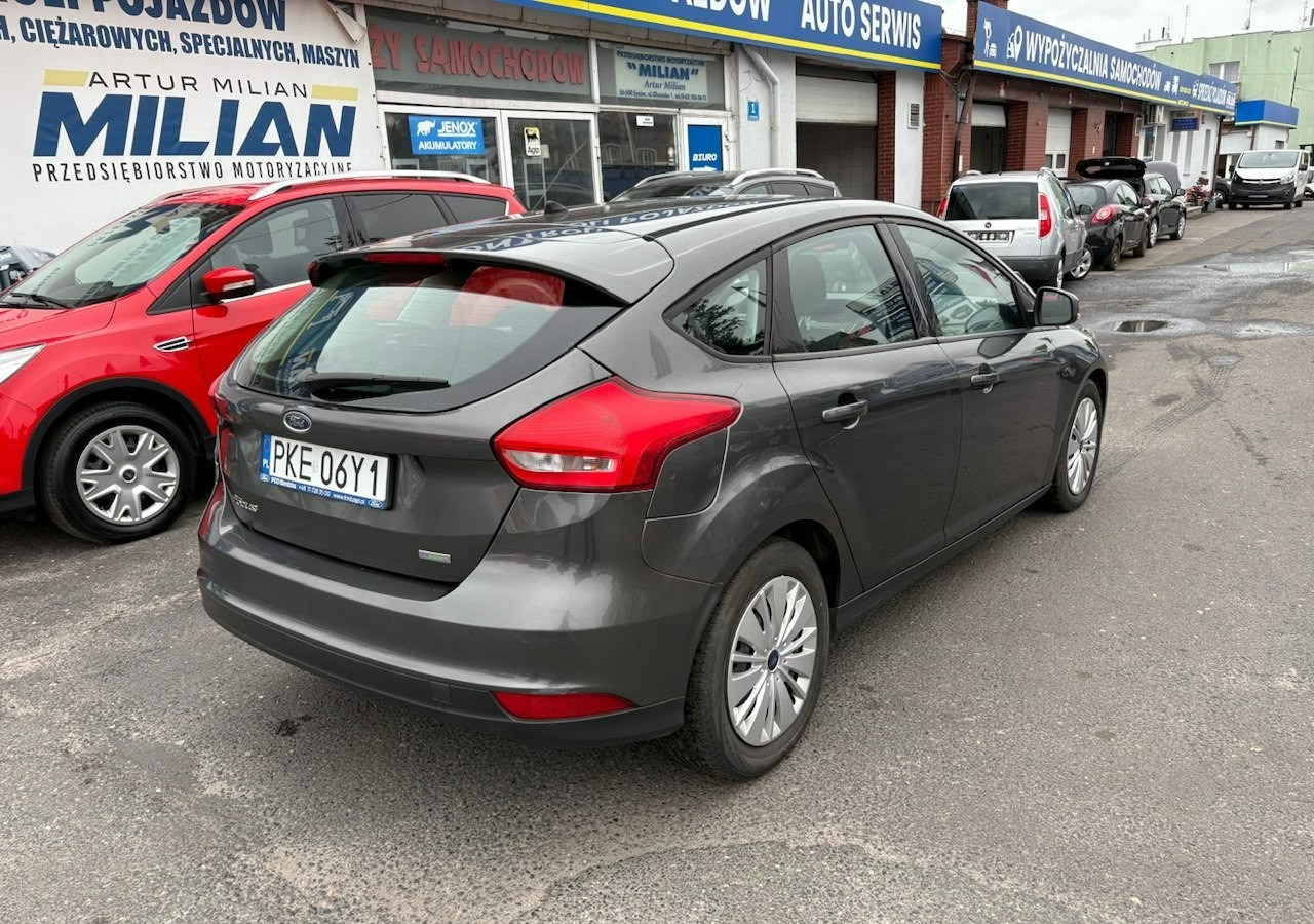 Ford Focus III Focus 1.0 EcoBoost Klima Salon PL 2015 - Хэтчбек: фото 4 Ford Focus III Focus 1.0 EcoBoost Klima Salon PL 2015 - Хэтчбек: фото 4