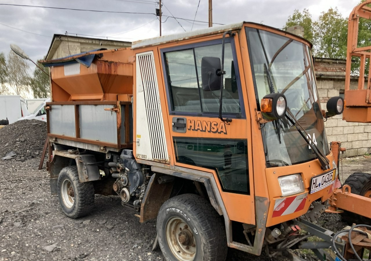 Inna Inny Hansa 4X4 pług posypywarka wywrotka - Снегоуборочная машина: фото 2 Inna Inny Hansa 4X4 pług posypywarka wywrotka - Снегоуборочная машина: фото 2