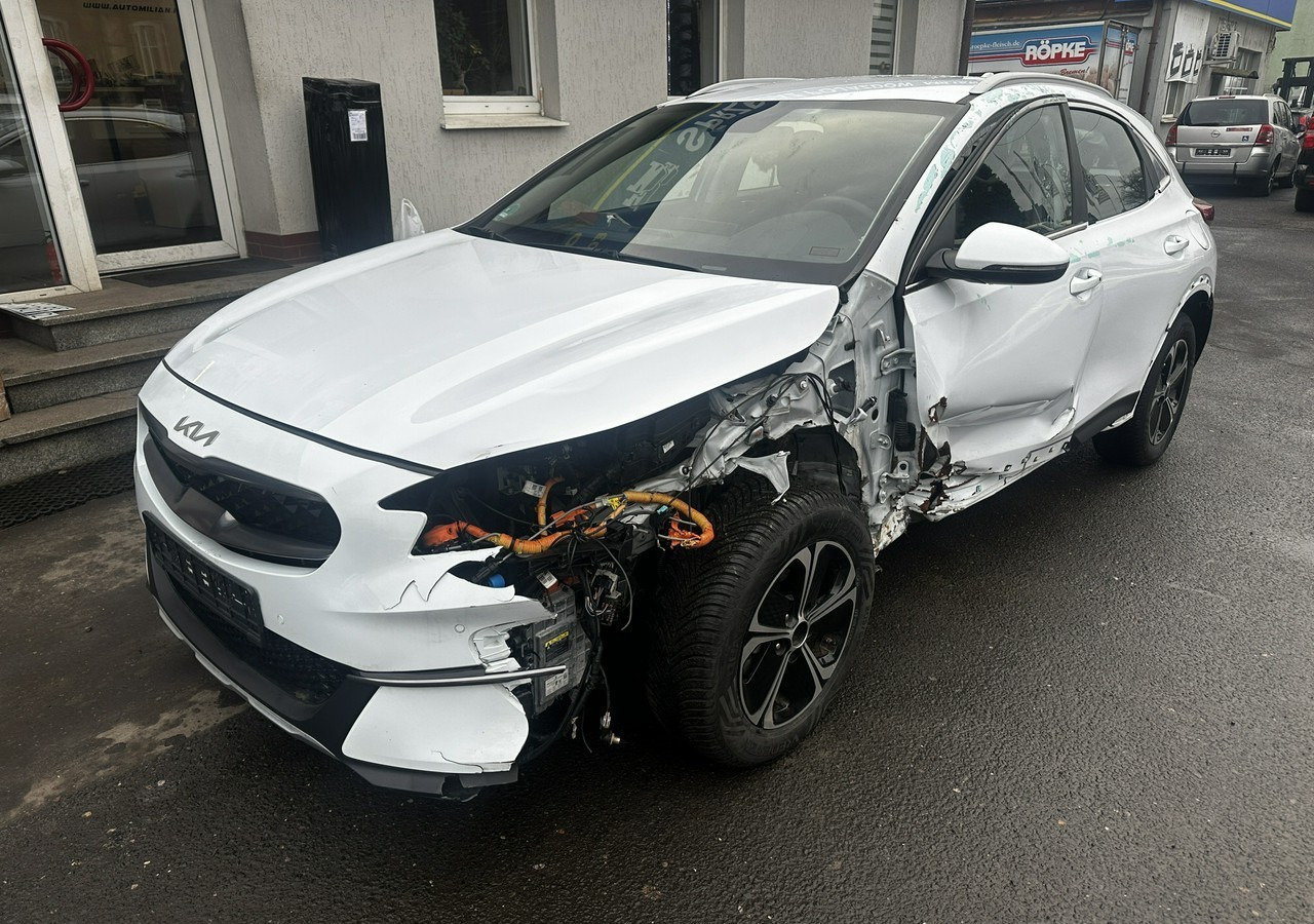 Kia Xceed 1.6 GDI Hybryda Plug-in 50 km na prądzie 2022 - Легковой автомобиль: фото 4 Kia Xceed 1.6 GDI Hybryda Plug-in 50 km na prądzie 2022 - Легковой автомобиль: фото 4