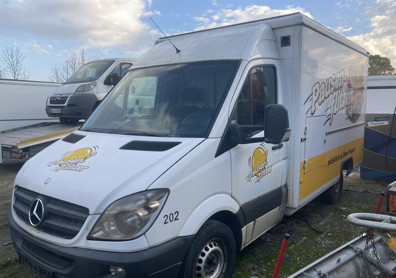 Mercedes-Benz Sprinter Autosklep Gastronomiczny Food Truck Foodtruck sklep bar 2009 Borco - Торговый грузовик: фото 4 Mercedes-Benz Sprinter Autosklep Gastronomiczny Food Truck Foodtruck sklep bar 2009 Borco - Торговый грузовик: фото 4