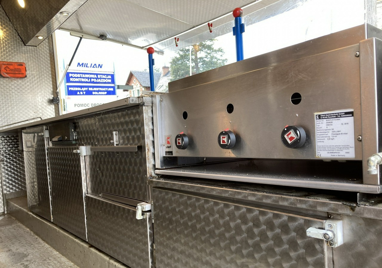 Mercedes-Benz Sprinter Autosklep Grill kurczak Gastronomiczny Food Truck Foodtruck sklep 20 - Торговый грузовик: фото 5 Mercedes-Benz Sprinter Autosklep Grill kurczak Gastronomiczny Food Truck Foodtruck sklep 20 - Торговый грузовик: фото 5
