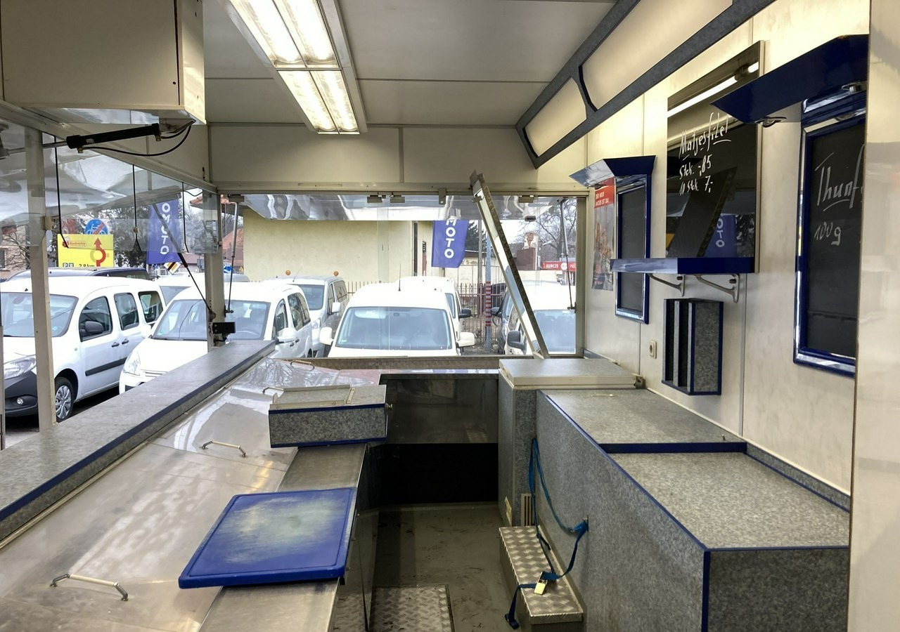 Mercedes-Benz Sprinter Sprinter Autosklep Gastronomiczny wędli Ryb Food Truck Foodtruck skl - Торговый грузовик: фото 4 Mercedes-Benz Sprinter Sprinter Autosklep Gastronomiczny wędli Ryb Food Truck Foodtruck skl - Торговый грузовик: фото 4