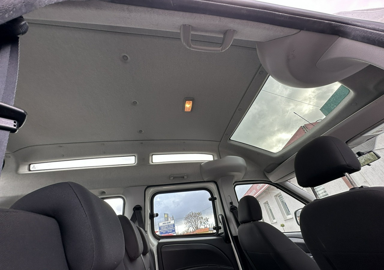 Легковой автомобиль Opel Combo III 2.0CDTI Maxi Panorama Klima Kamera Webasto 2016: фото 11
