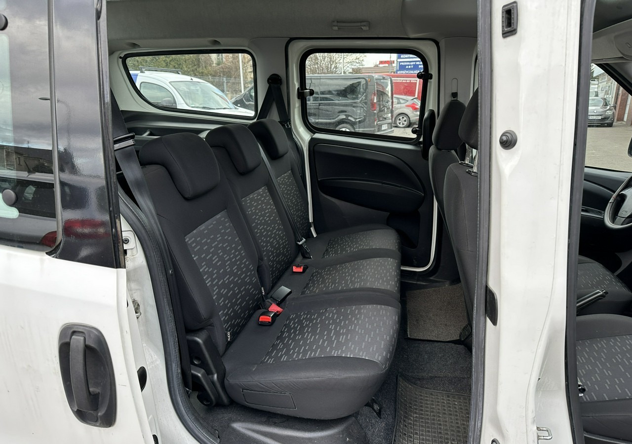 Легковой автомобиль Opel Combo III 2.0CDTI Maxi Panorama Klima Kamera Webasto 2016: фото 10