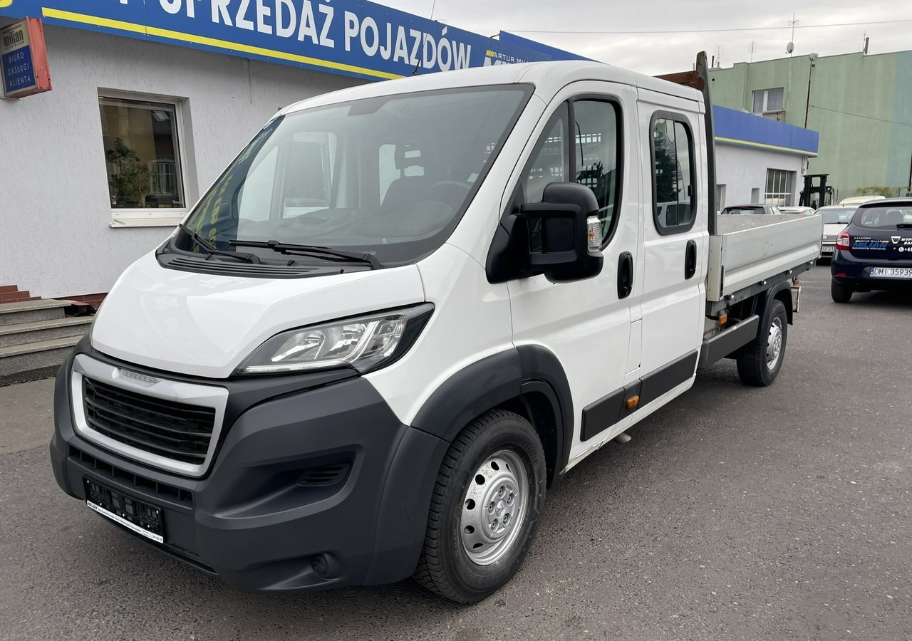 Малотоннажный бортовой грузовик, Грузопассажирский фургон Peugeot Boxer Peugeot Boxer 2.0-130KM klima dokka Brygadówka doka 122tkm 2018: фото 14