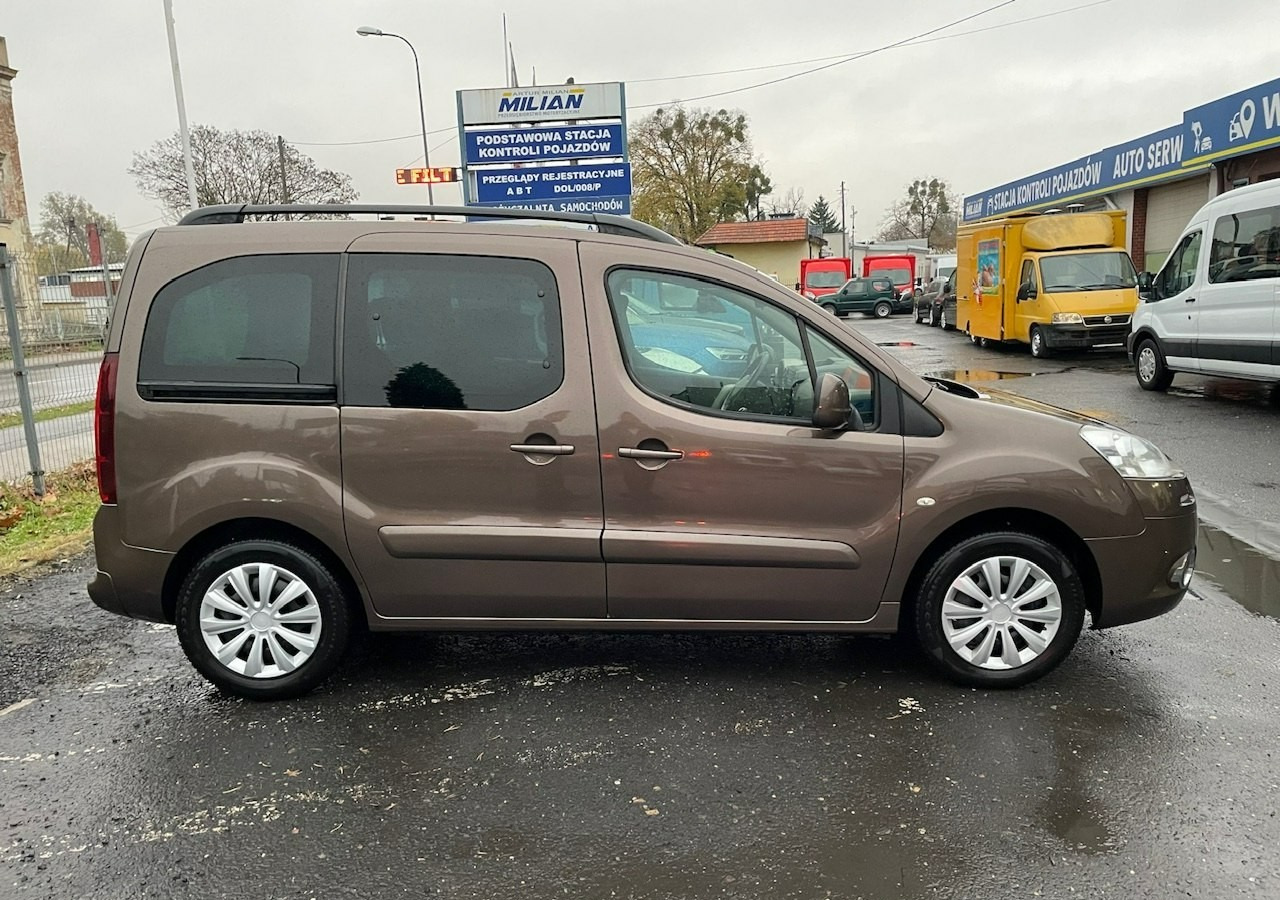 Peugeot Partner II Peugeot Partner Tepee 1.6 VTi 120KM Family Model 2013 - Универсал: фото 5 Peugeot Partner II Peugeot Partner Tepee 1.6 VTi 120KM Family Model 2013 - Универсал: фото 5