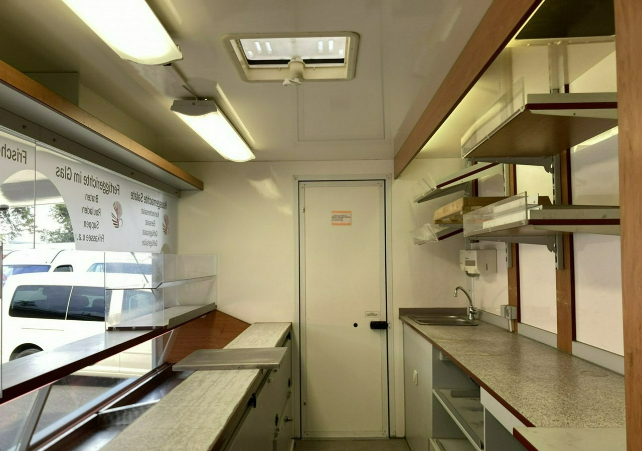 Renault Master Master Autosklep Gastronomiczny Food Truck Foodtruck Sklep bar 2009 - Торговый грузовик: фото 5 Renault Master Master Autosklep Gastronomiczny Food Truck Foodtruck Sklep bar 2009 - Торговый грузовик: фото 5
