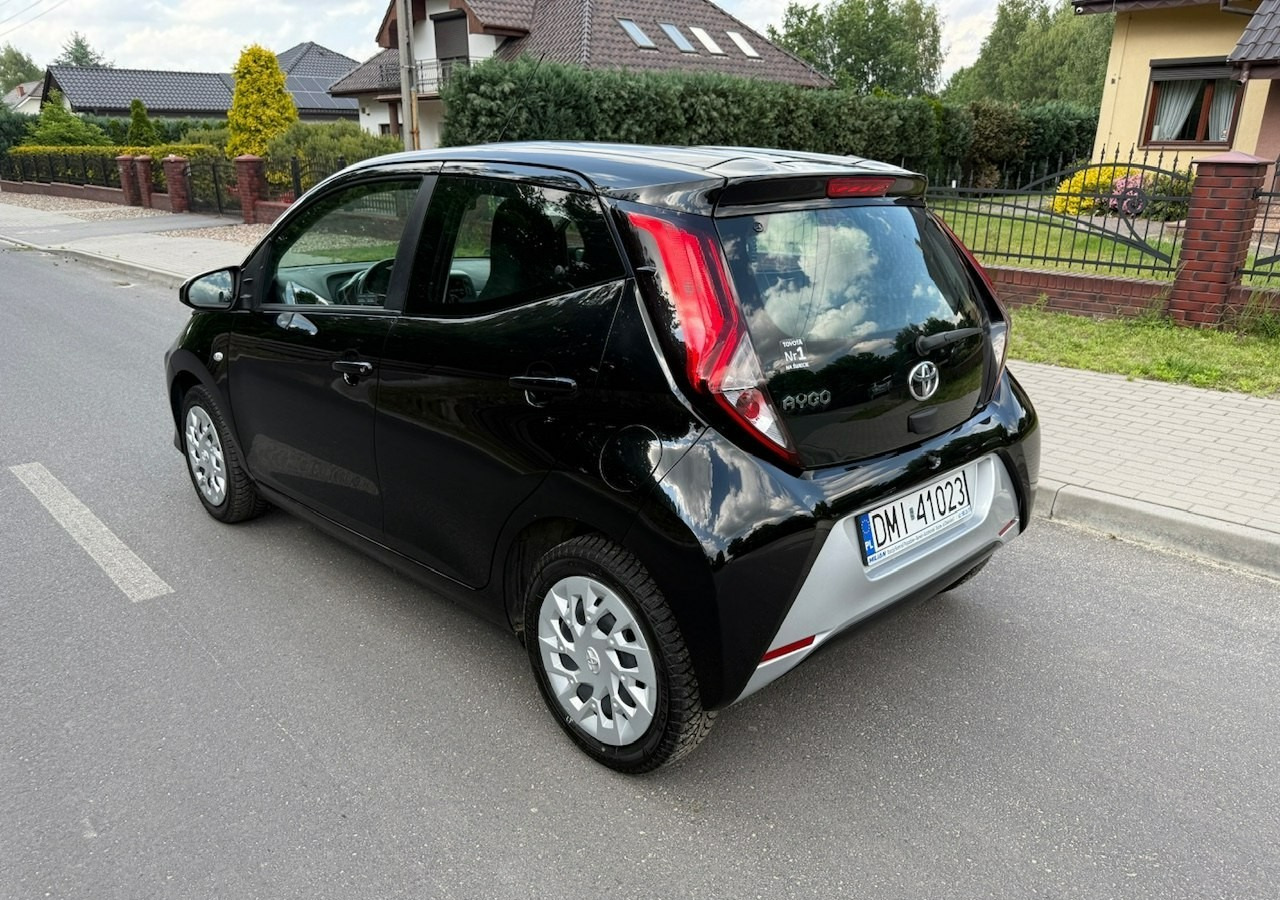 Toyota Aygo II Toyota Aygo 1.0-16V Klima Salon PL 24651km Model 2021 - Хэтчбек: фото 3 Toyota Aygo II Toyota Aygo 1.0-16V Klima Salon PL 24651km Model 2021 - Хэтчбек: фото 3