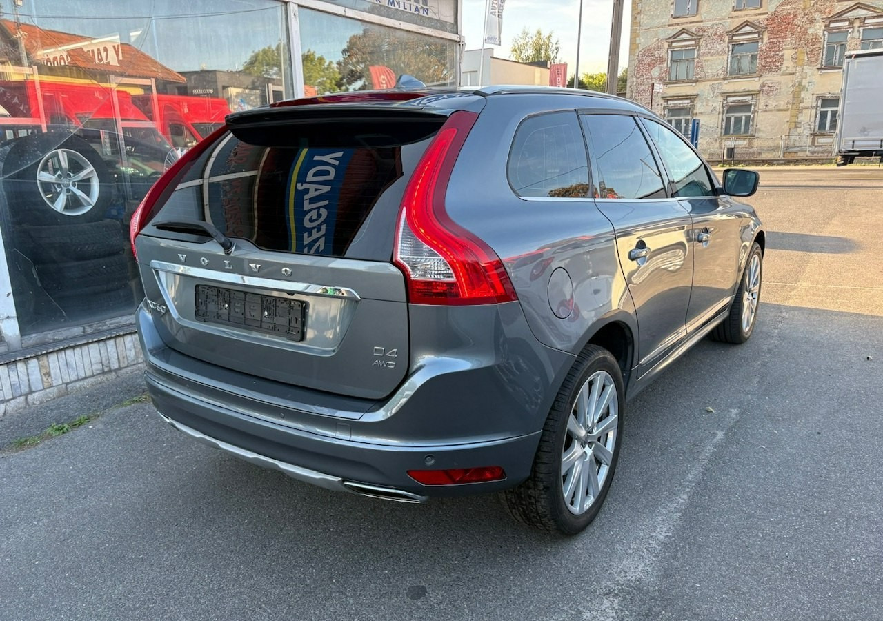 Volvo XC60 I Volvo XC 60 2,4 D4 AWD 190KM Summum Navi Panorama Skóry Kamera 2017 - Внедорожник: фото 3 Volvo XC60 I Volvo XC 60 2,4 D4 AWD 190KM Summum Navi Panorama Skóry Kamera 2017 - Внедорожник: фото 3