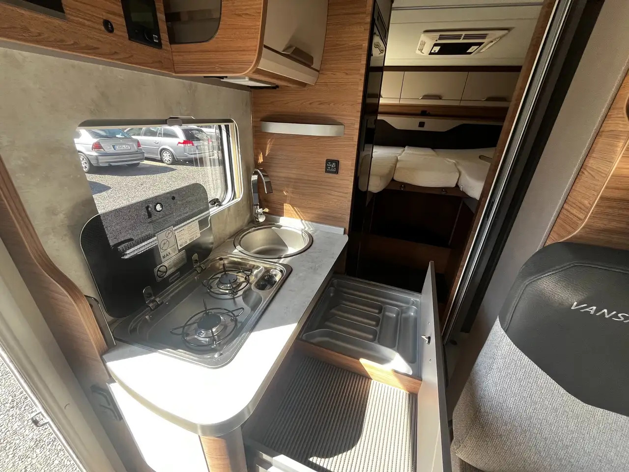 Новый Полуинтегрированный автодом Knaus VAN WAVE 640 MEG VANSATION: фото 25 Новый Полуинтегрированный автодом Knaus VAN WAVE 640 MEG VANSATION: фото 25