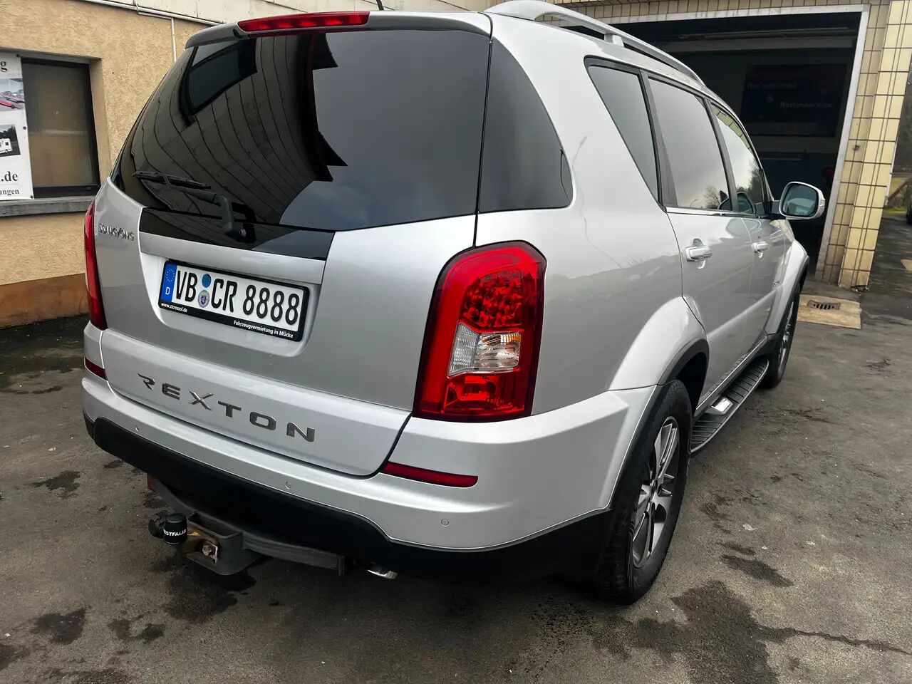 SsangYong Rexton SsangYong Rexton Rexton 2.2 TD 4x4|AUTOM|7SITZ - Внедорожник: фото 4 SsangYong Rexton SsangYong Rexton Rexton 2.2 TD 4x4|AUTOM|7SITZ - Внедорожник: фото 4
