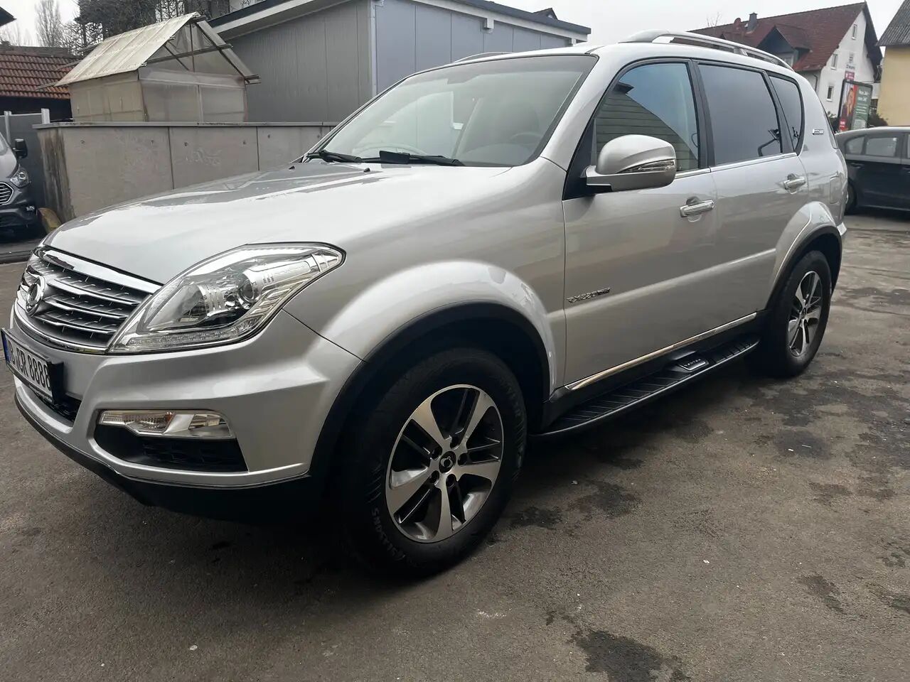 SsangYong Rexton SsangYong Rexton Rexton 2.2 TD 4x4|AUTOM|7SITZ - Внедорожник: фото 1 SsangYong Rexton SsangYong Rexton Rexton 2.2 TD 4x4|AUTOM|7SITZ - Внедорожник: фото 1