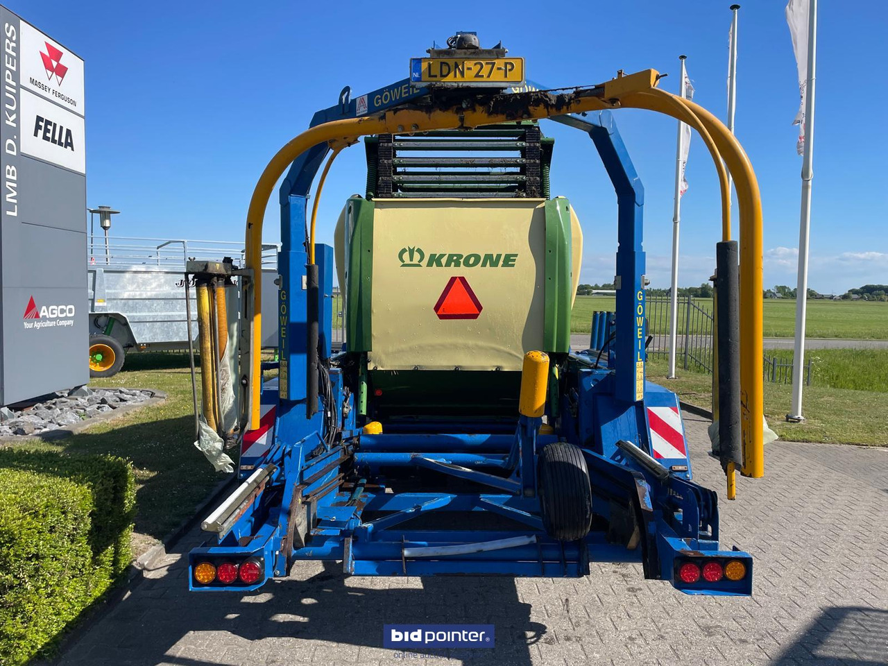 Krone Comprima F 155 XC - Пресс-подборщик рулонный: фото 3 Krone Comprima F 155 XC - Пресс-подборщик рулонный: фото 3