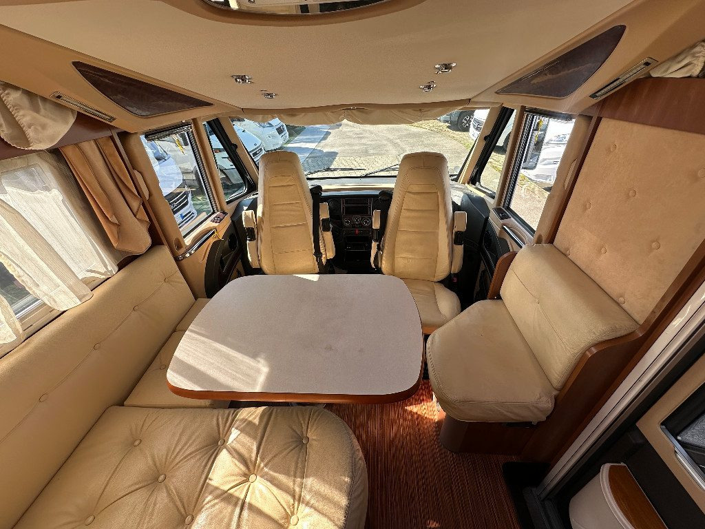 LAIKA .KREOS 8009 - Интегрированный автодом: фото 3 LAIKA .KREOS 8009 - Интегрированный автодом: фото 3