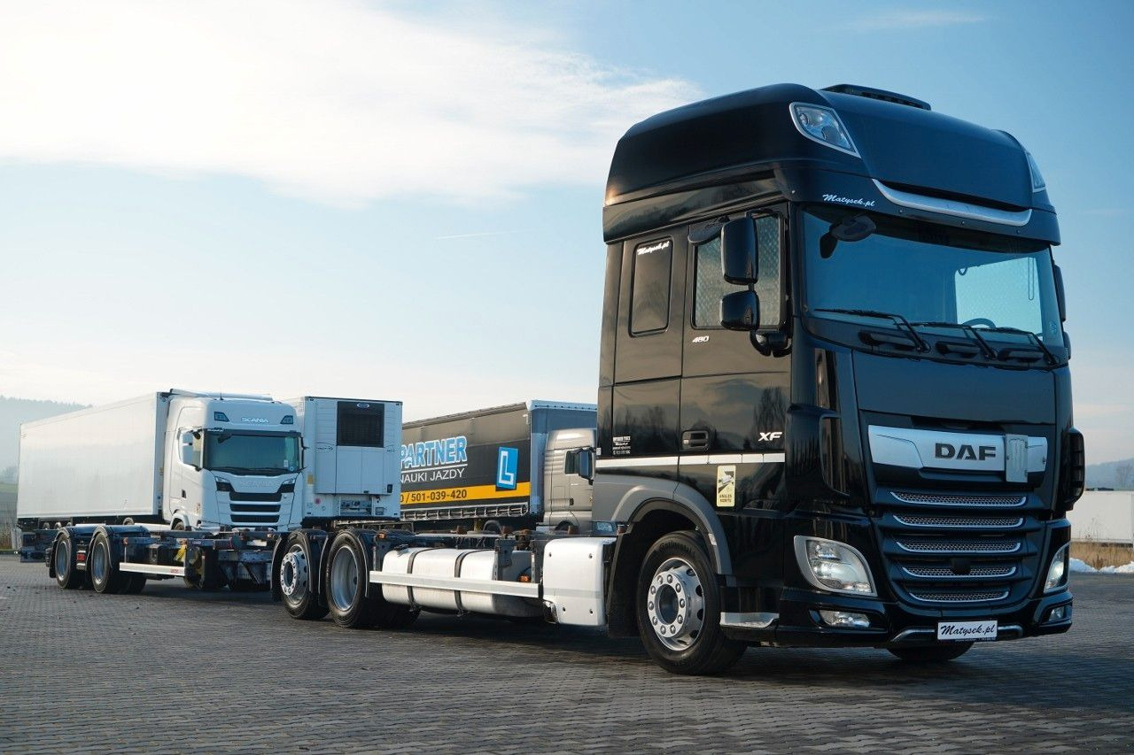 DAF XF 480 / BDF / 6X2 / ZESTAW TANDEM / SSC / I-PAR - Грузовик-контейнеровоз/ Сменный кузов: фото 4 DAF XF 480 / BDF / 6X2 / ZESTAW TANDEM / SSC / I-PAR - Грузовик-контейнеровоз/ Сменный кузов: фото 4